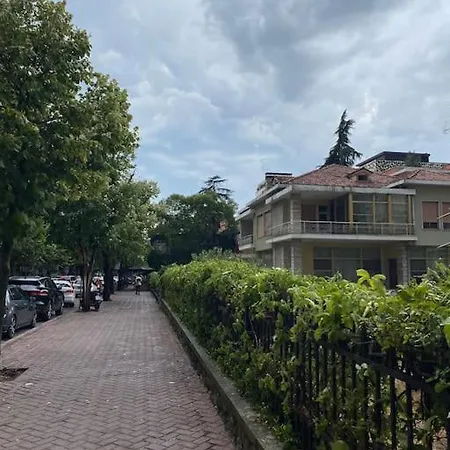 Διαμέρισμα Downtown Bllok 2br, Large Patio, Ac, Wifi