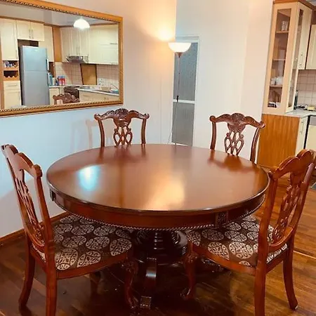 Downtown Bllok 2br, Large Patio, Ac, Wifi Διαμέρισμα